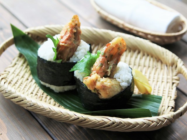 天むす風おにぎり(大豆ミート味噌)